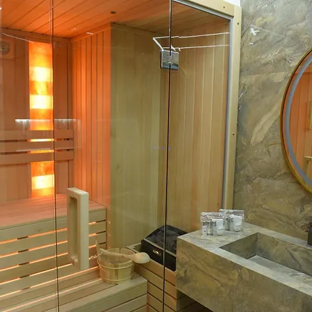 Premium Lux Cacak