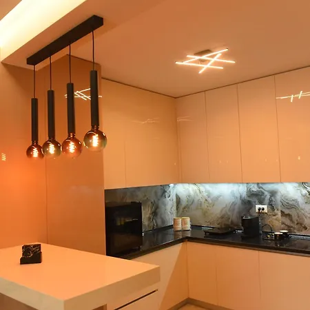 Premium Lux * Cacak