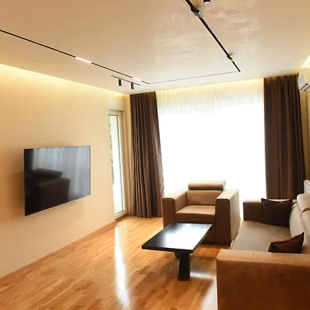 Premium Lux * Čačak